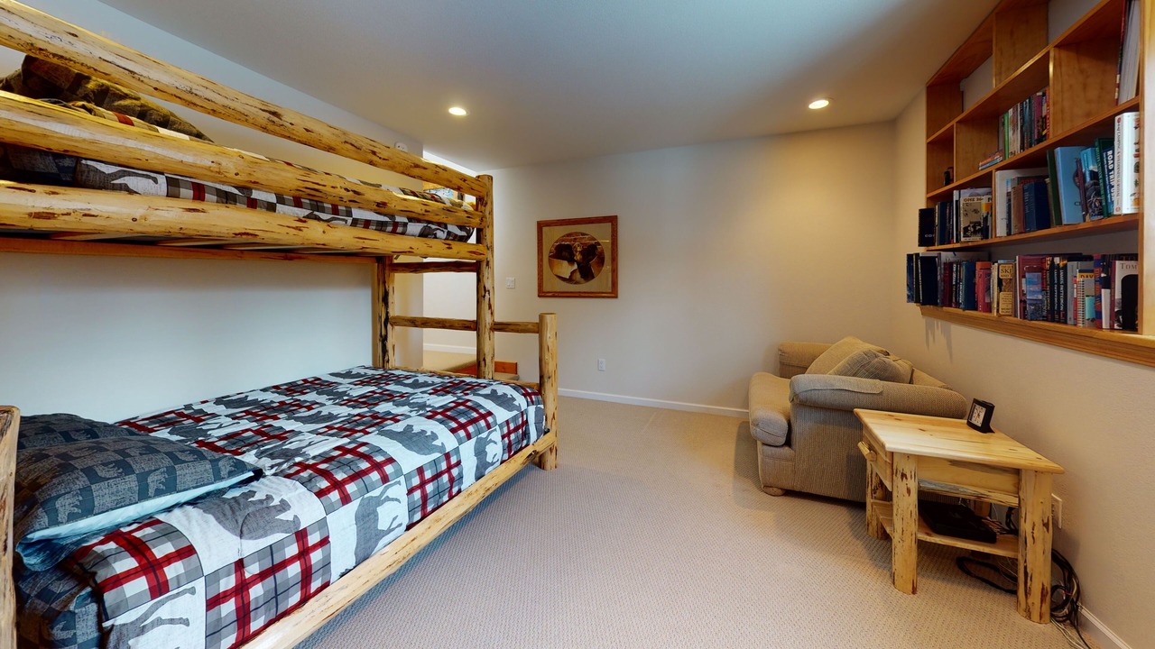 Photo of Bedroom in Almont