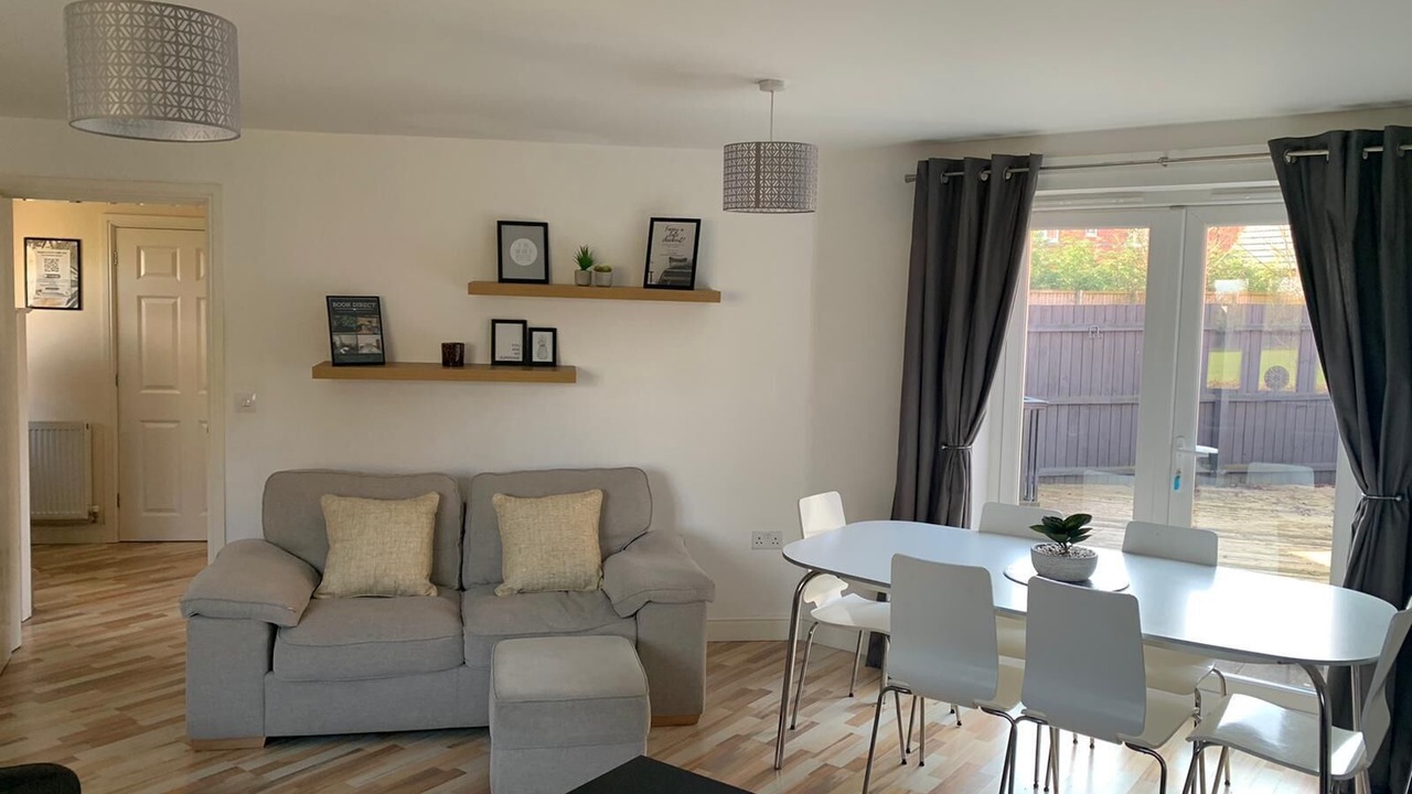 Photo of Livingroom in Ashby-de-la-Zouch