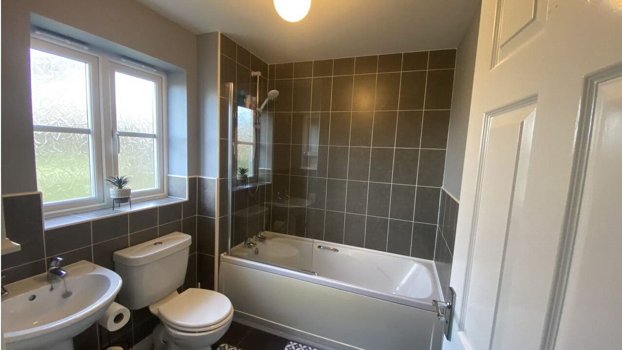 Photo of Bathroom in Ashby-de-la-Zouch