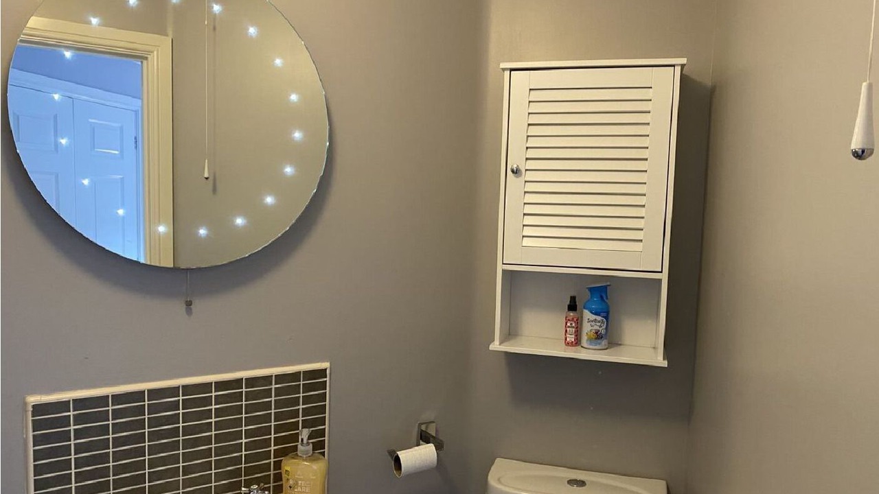 Photo of Bathroom in Ashby-de-la-Zouch