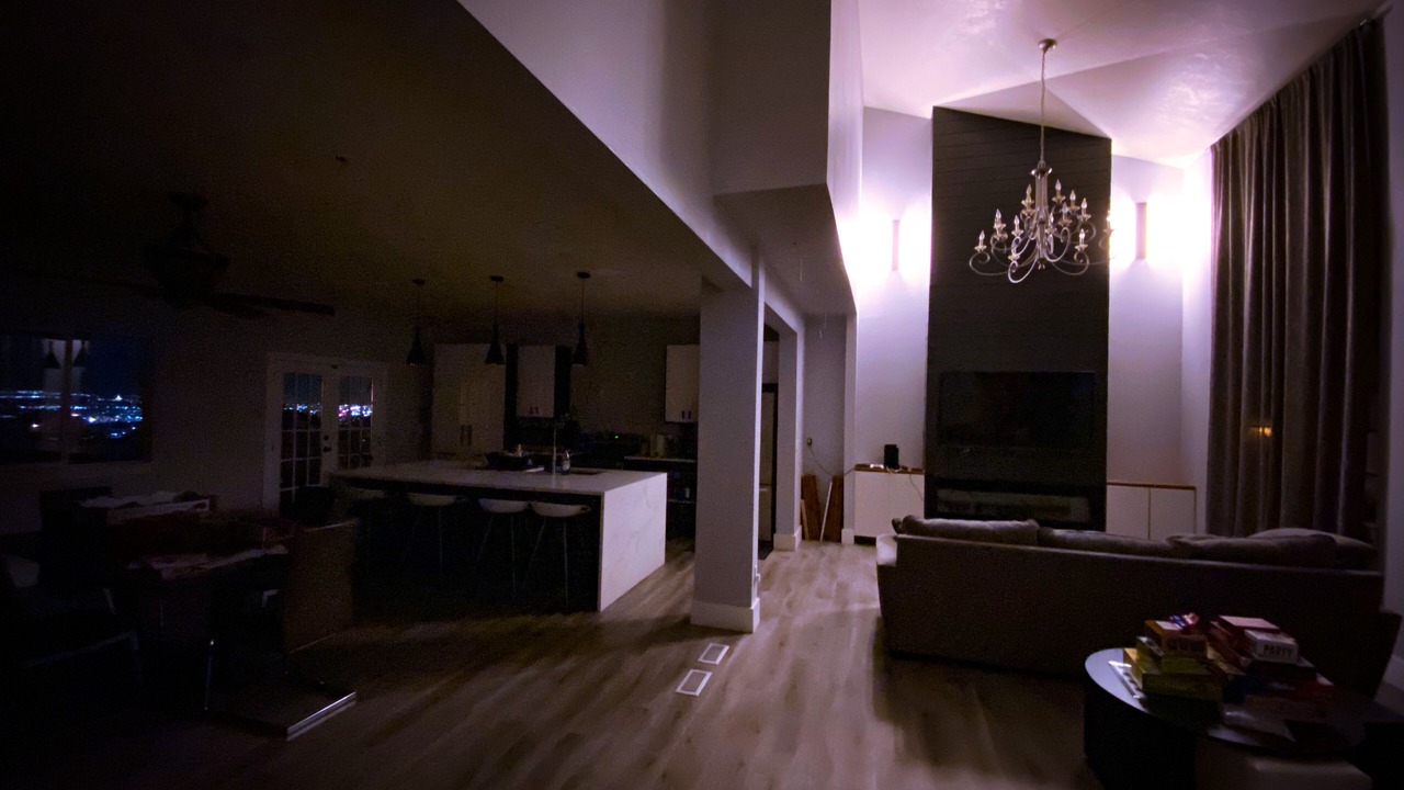 Photo of Livingroom in Draper