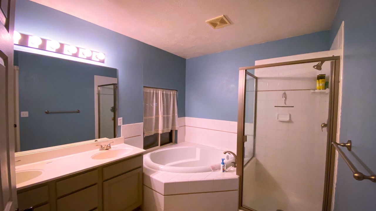 Photo of Bathroom in Draper