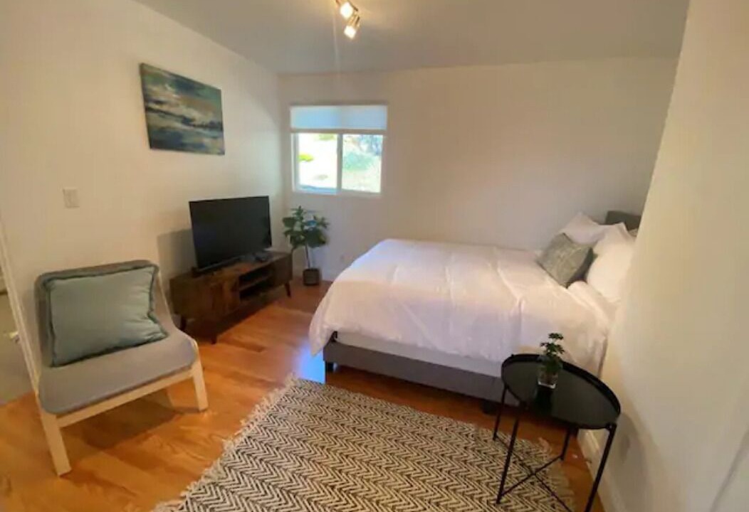 Photo of Bedroom in Chabot Park