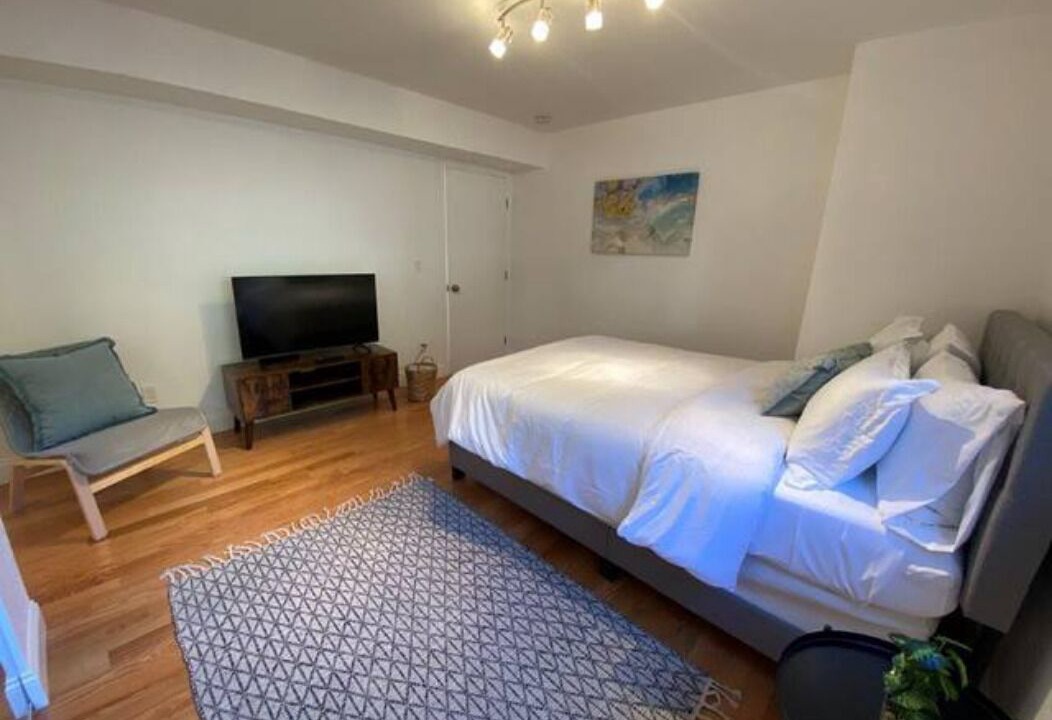 Photo of Bedroom in Chabot Park