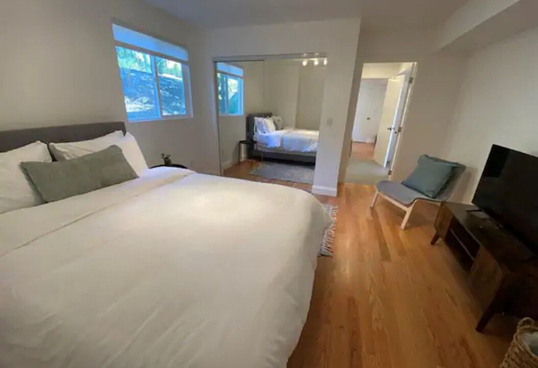 Photo of Bedroom in Chabot Park
