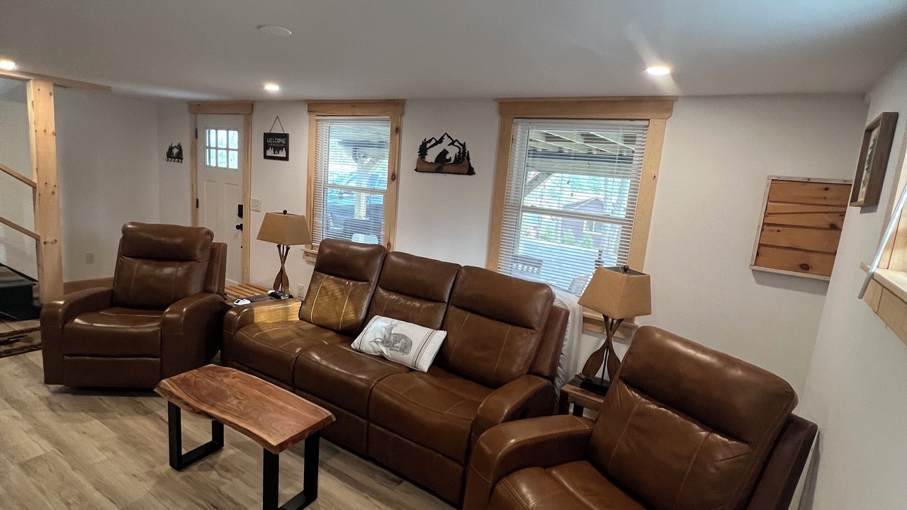Photo of Livingroom in Lake George