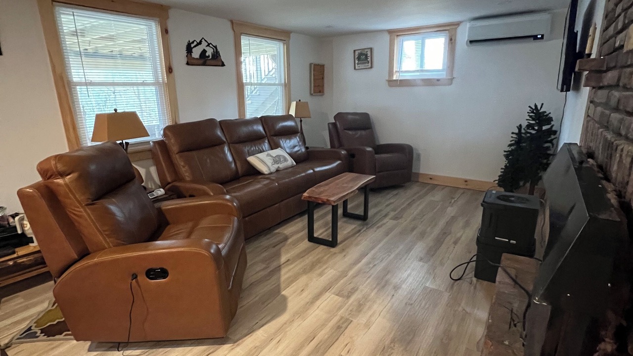Photo of Livingroom in Lake George