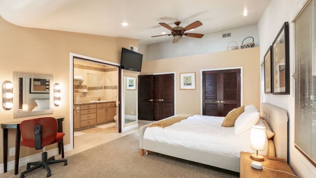 Photo of Bedroom in Los Angeles