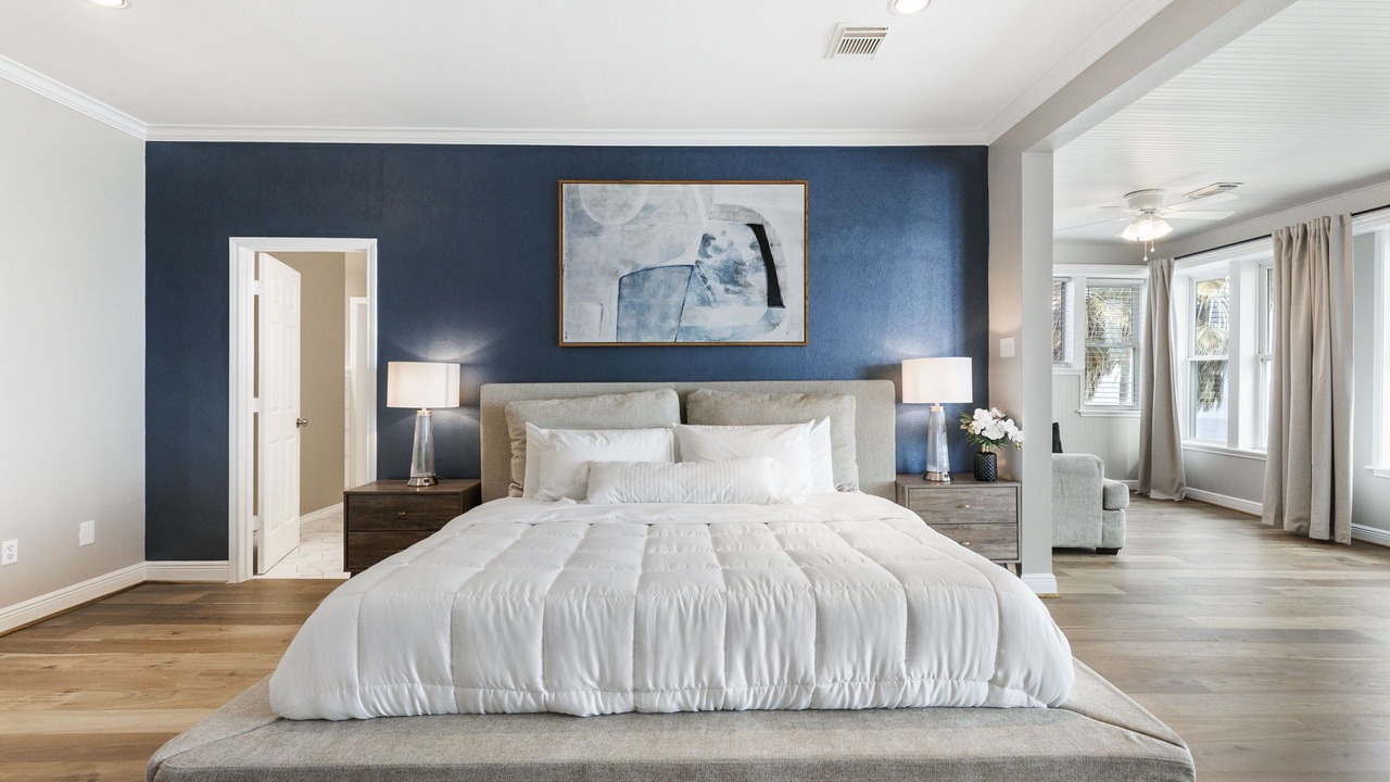 Photo of Bedroom in Clear Lake Shores