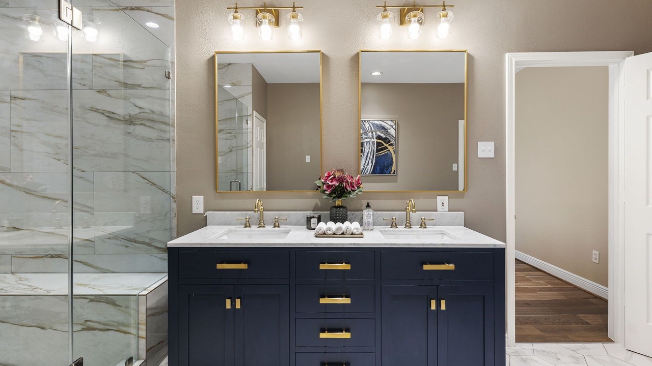 Photo of Bathroom in Clear Lake Shores