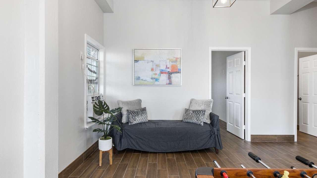 Photo of Bedroom in Clear Lake Shores