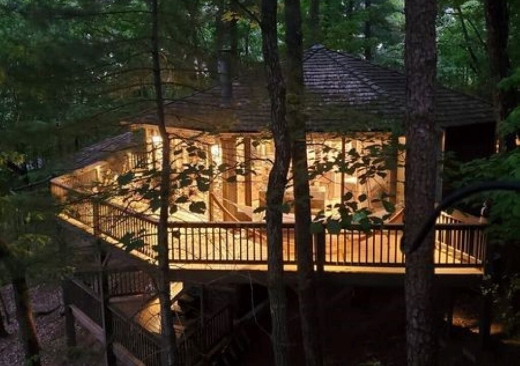 Photo of Others in Big Canoe