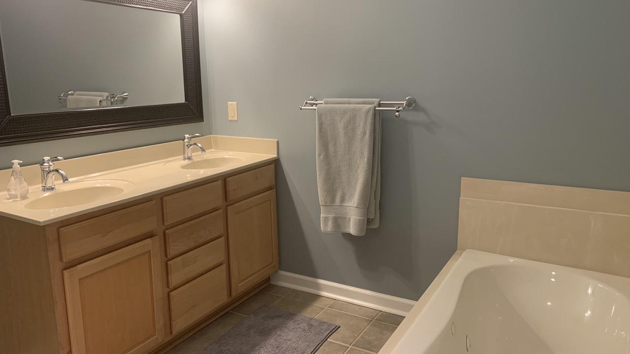 Photo of Bathroom in Tremont