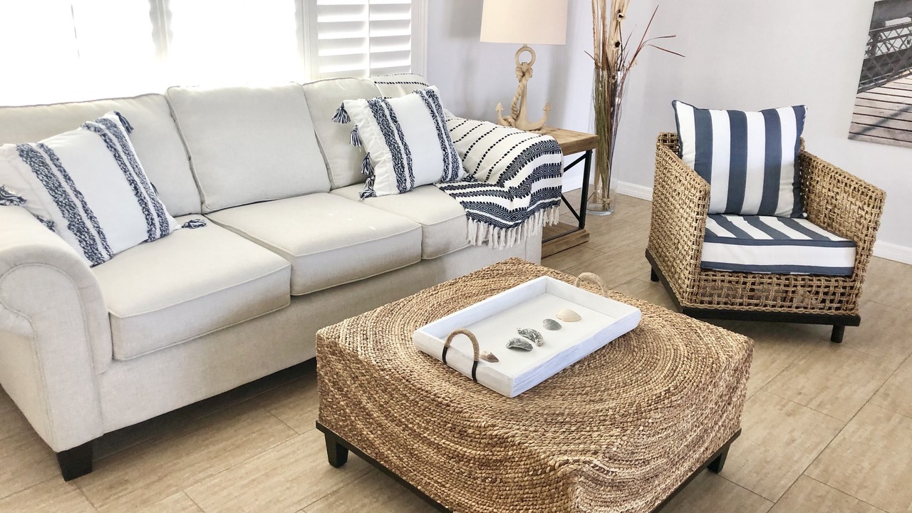 Photo of Livingroom in Burnt Store Isles