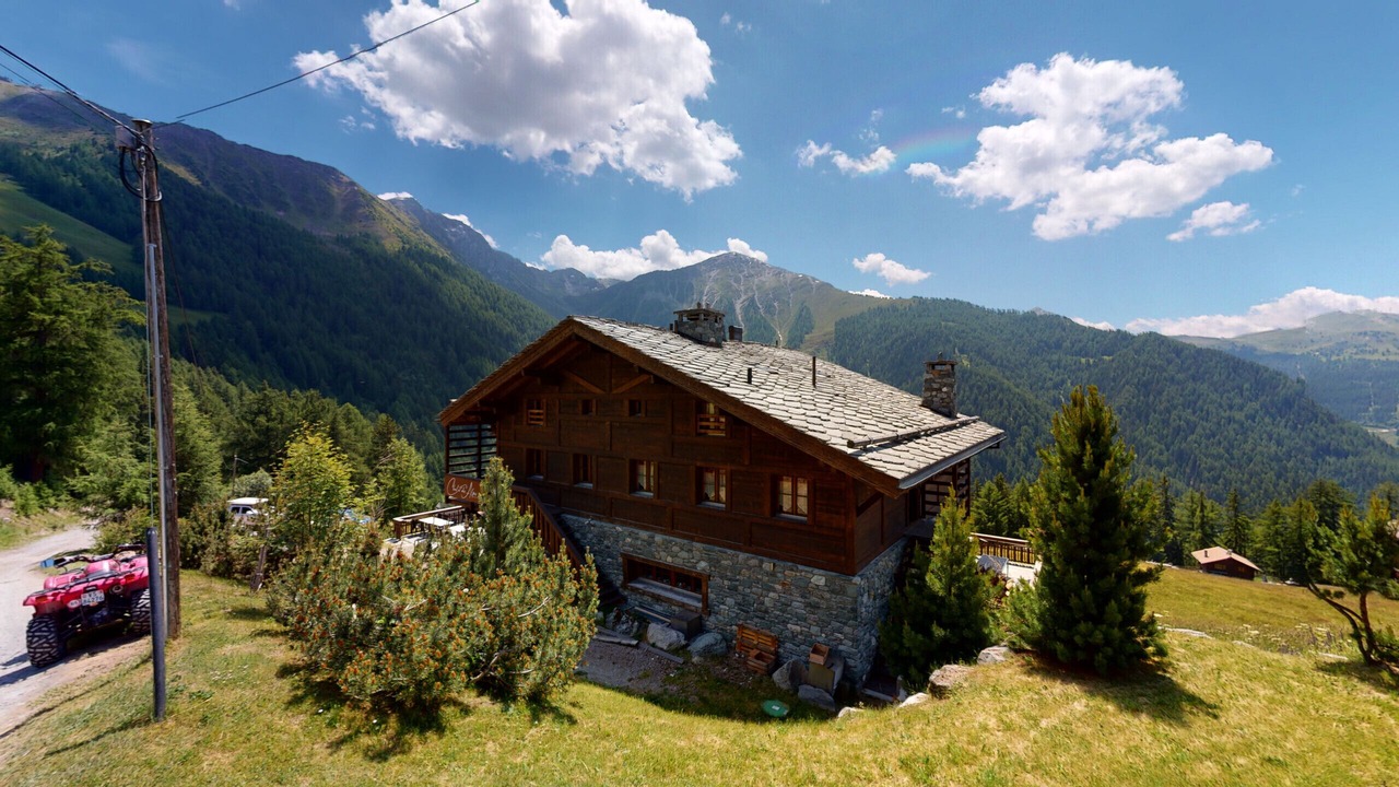 Photo of Outdoor in Iserables