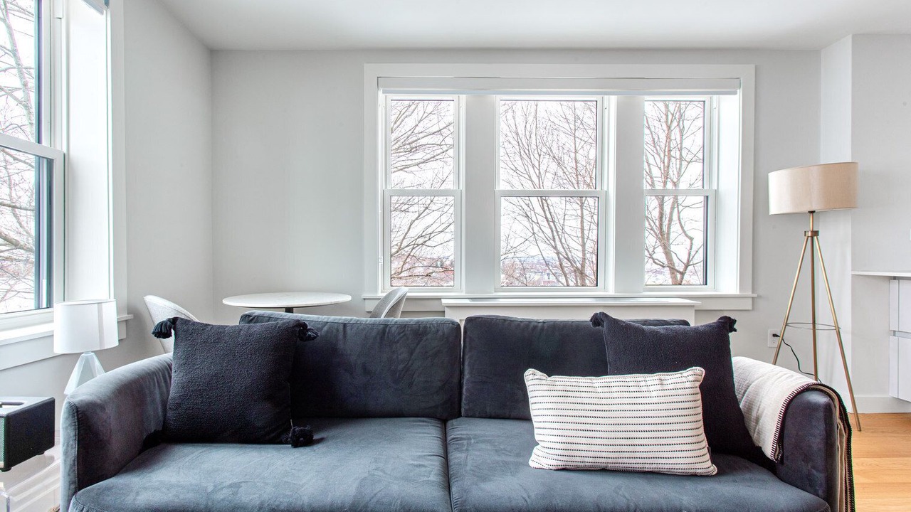 Photo of Livingroom in Winter Hill