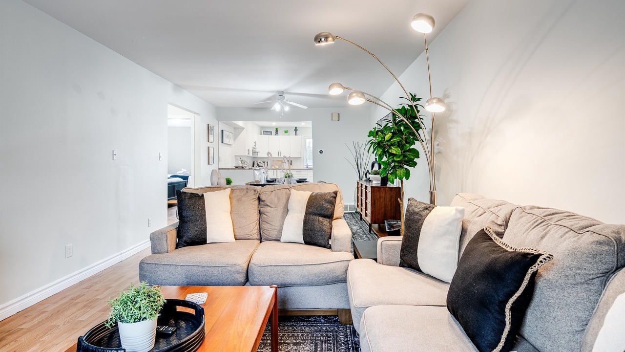 Photo of Livingroom in Leamington