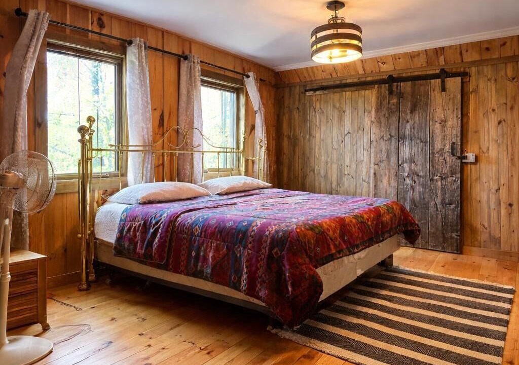 Photo of Bedroom in Notre-Dame-de-Pontmain