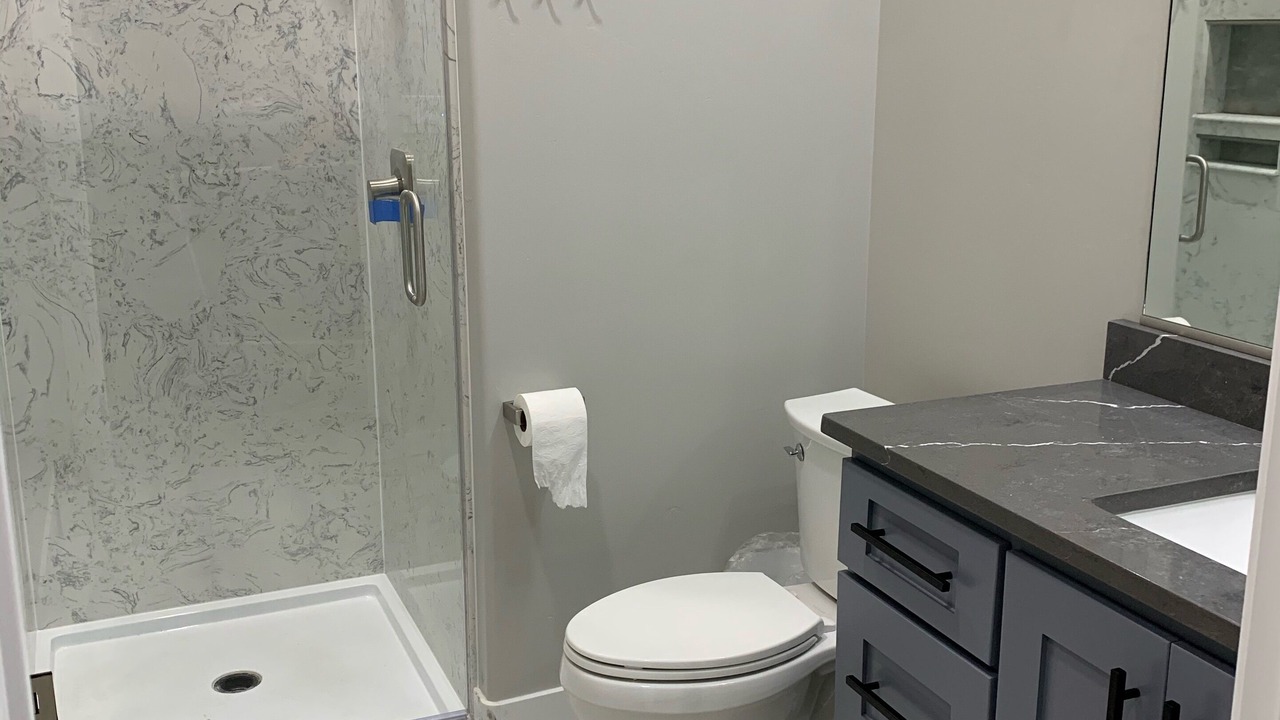 Photo of Bathroom in Greenehaven