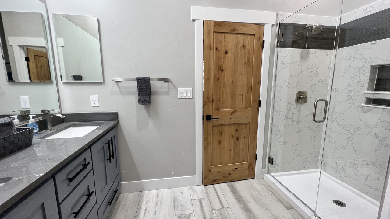 Photo of Bathroom in Greenehaven