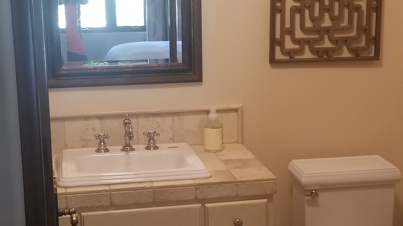 Photo of Bathroom in Turtle Rock