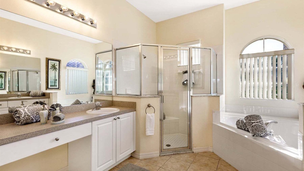 Photo of Bathroom in Tuscan Hills