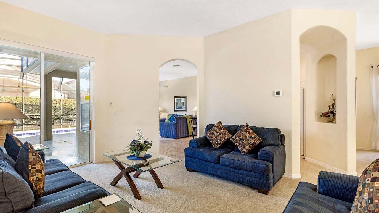 Photo of Livingroom in Tuscan Hills