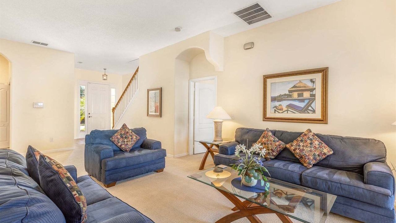 Photo of Livingroom in Tuscan Hills