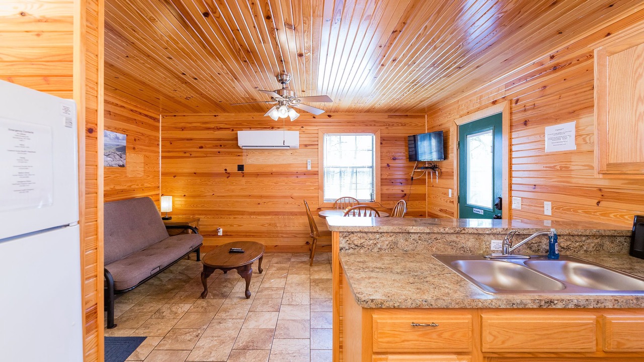 Photo of Livingroom in Mountainburg