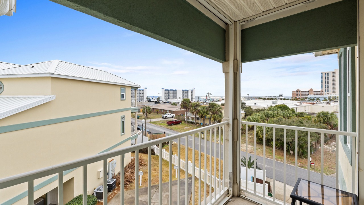 Photo of Patio Balcony in El Centro Beach