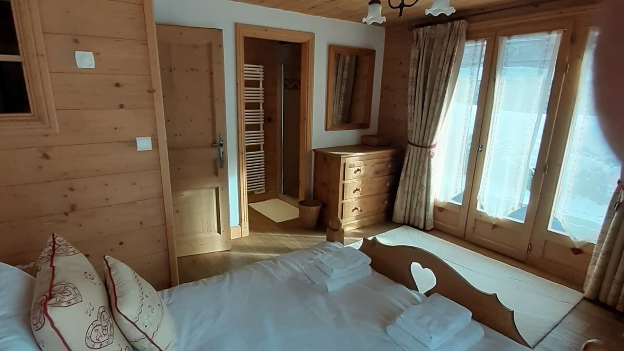 Photo of Bedroom in Le Praz