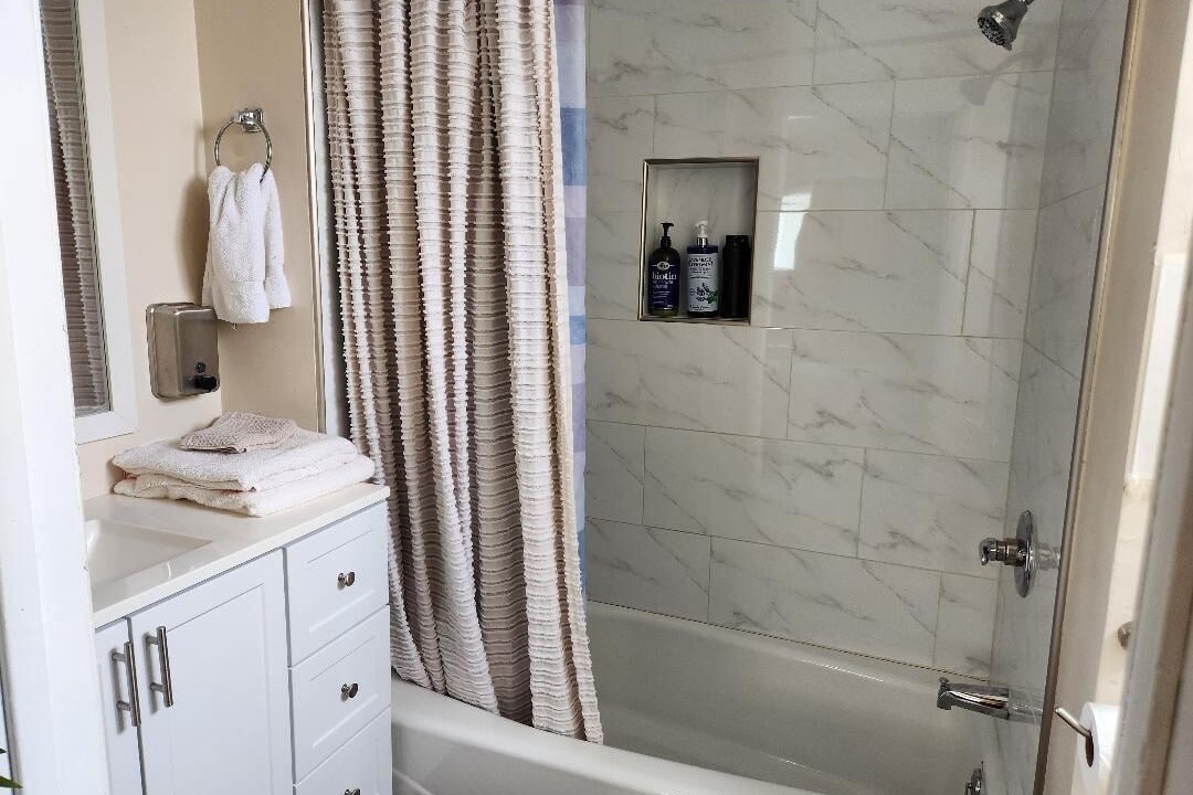 Photo of Bathroom in Hawthorne