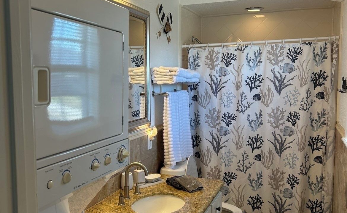 Photo of Bathroom in Galveston