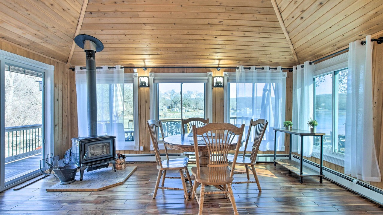 Photo of Outdoor in Coventry Lake