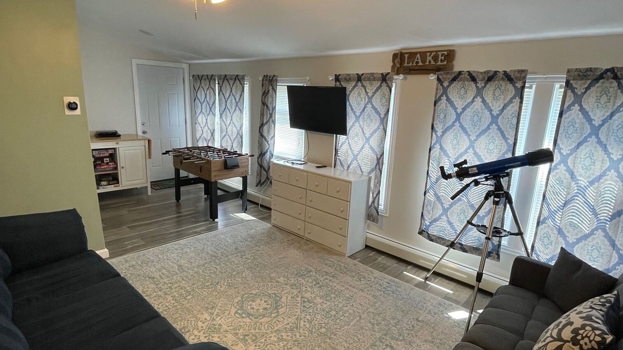 Photo of Livingroom in Epsom