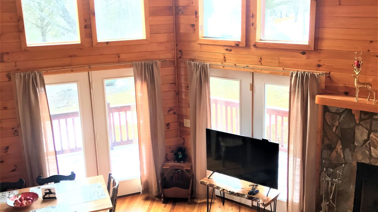 Photo of Livingroom in Piney Creek