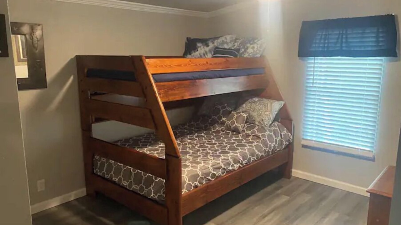 Photo of Bedroom in Canadian