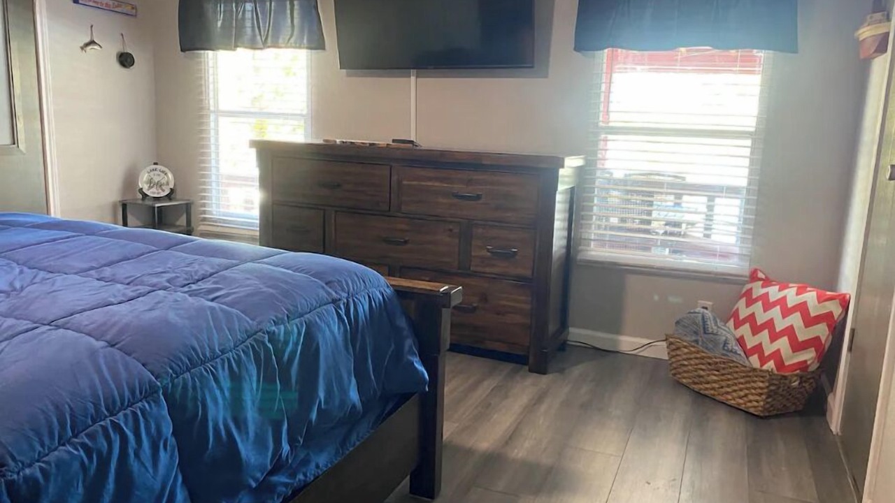 Photo of Bedroom in Canadian