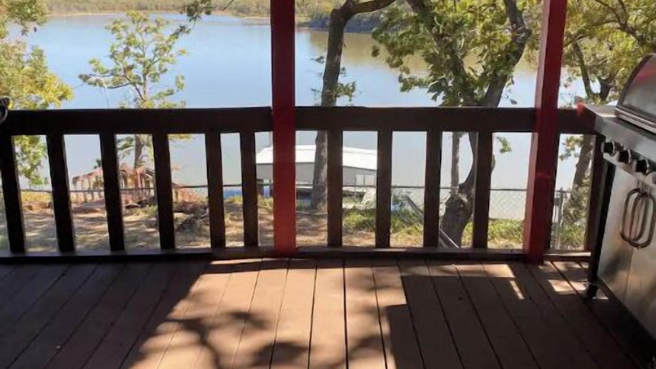 Photo of Patio Balcony in Canadian