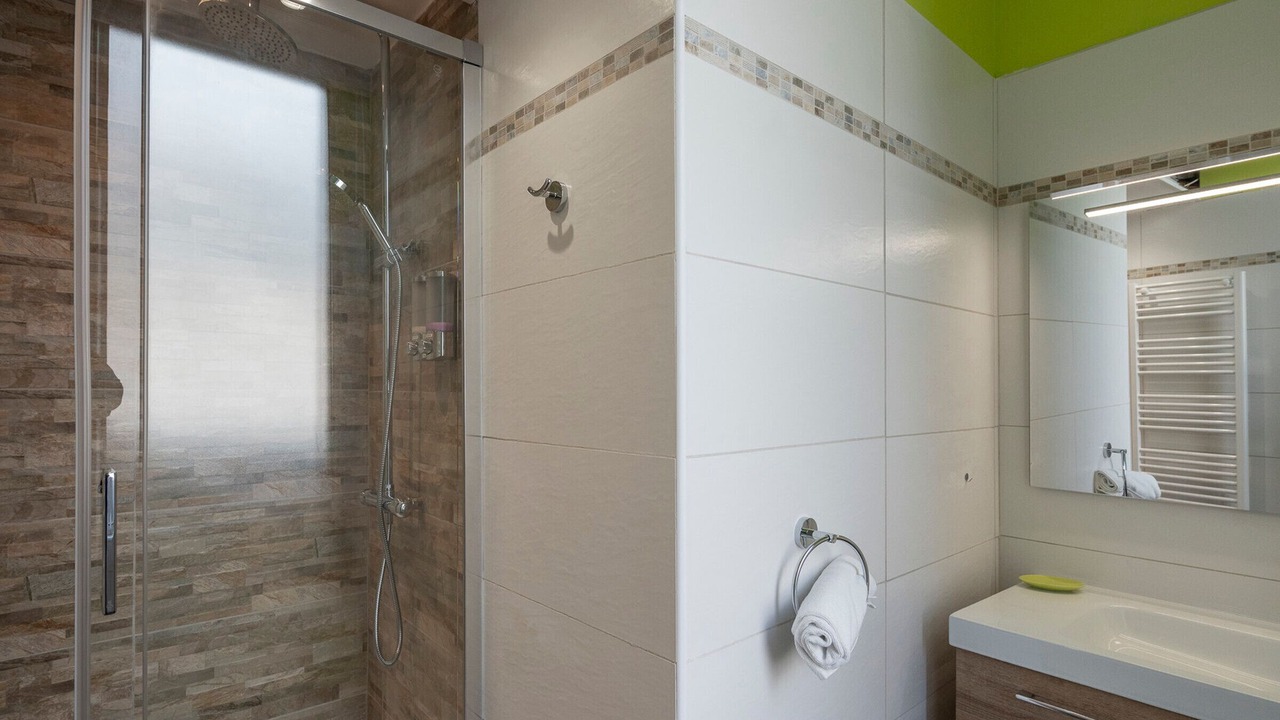 Photo of Bathroom in Mont-Dore