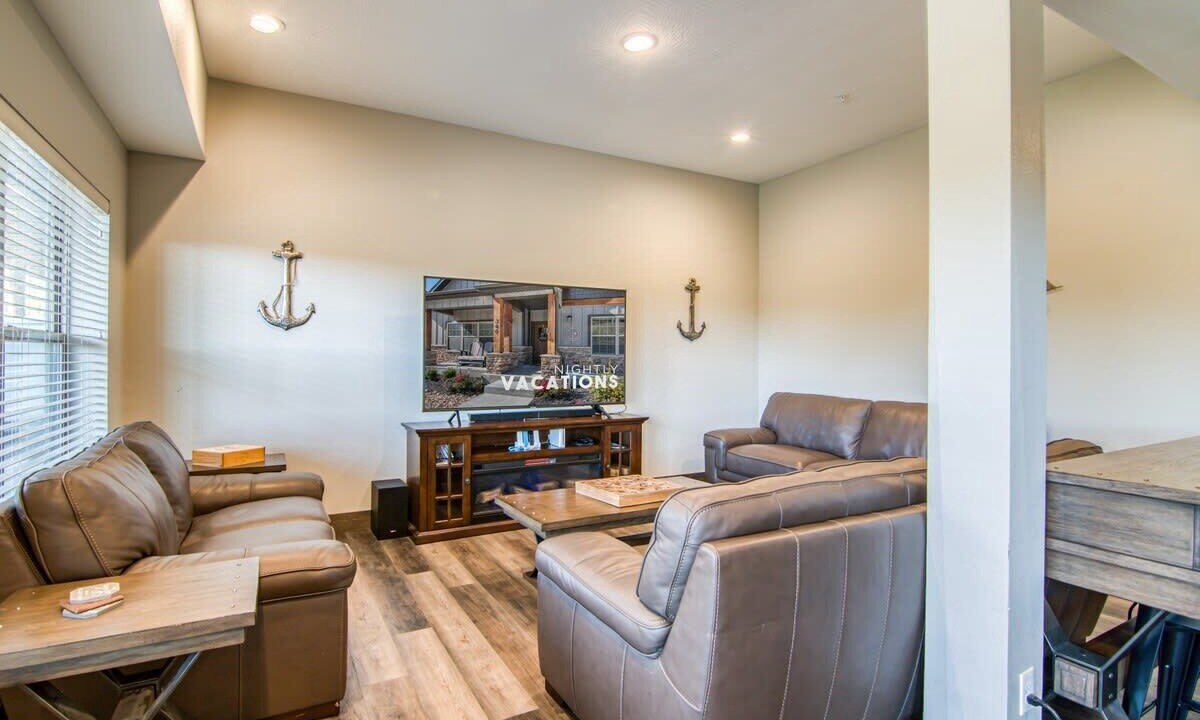 Photo of Livingroom in Table Rock