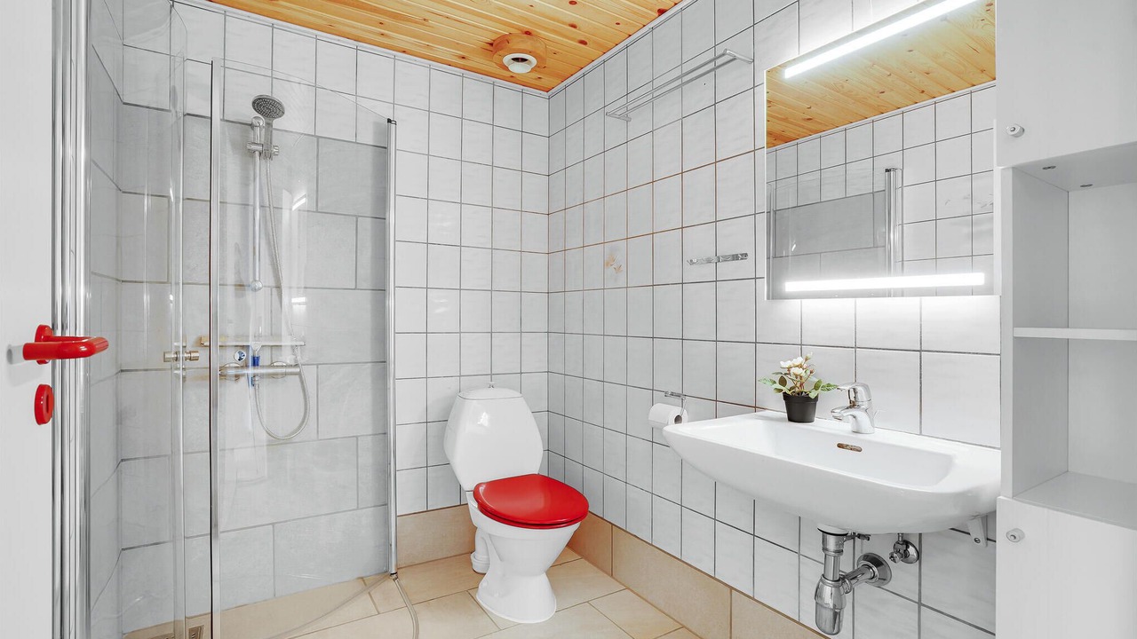 Photo of Bathroom in Vestervig
