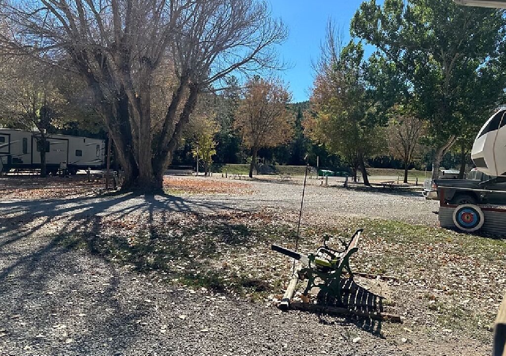 Photo of Others in Mayhill