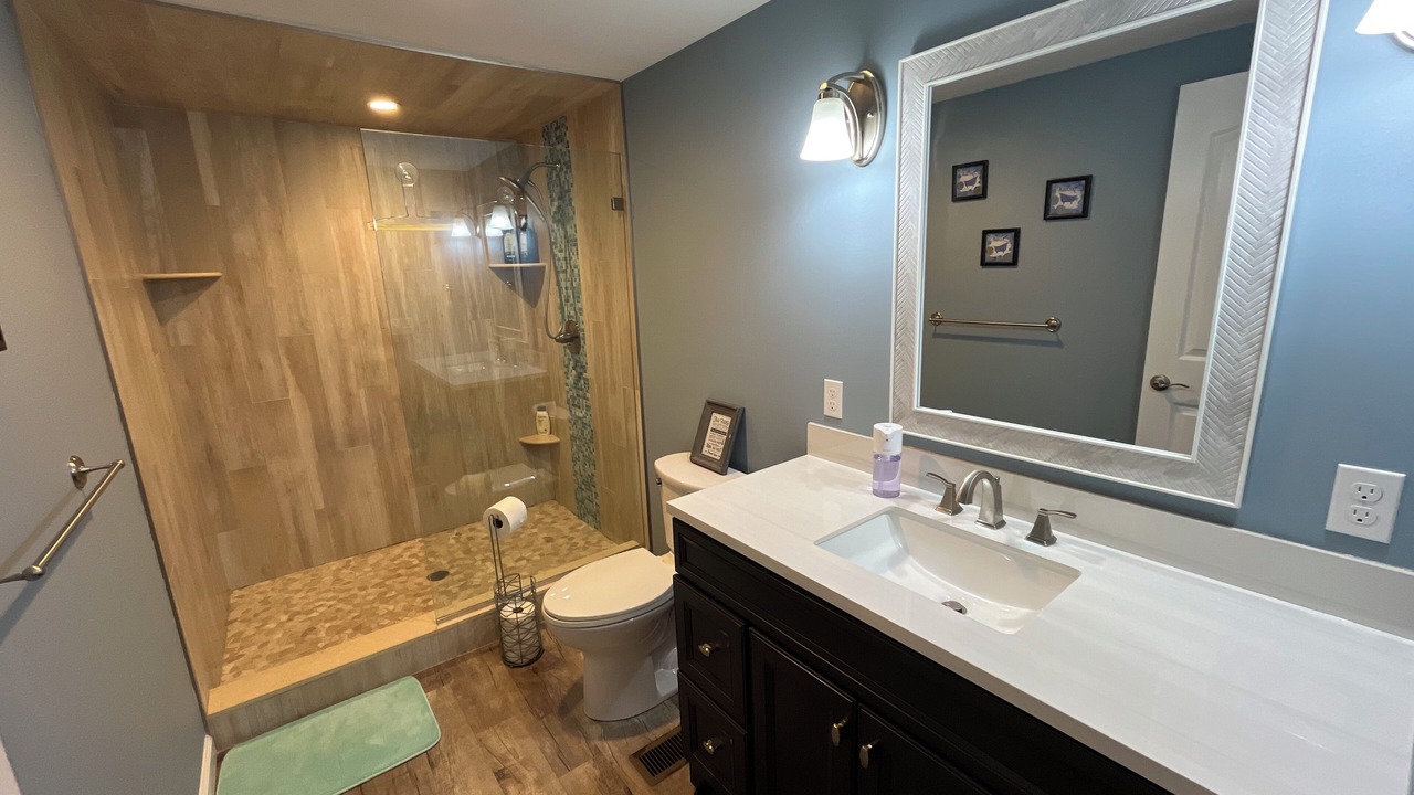 Photo of Bathroom in Valois
