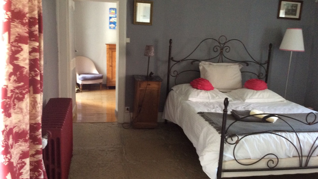 Photo of Bedroom in Frolois