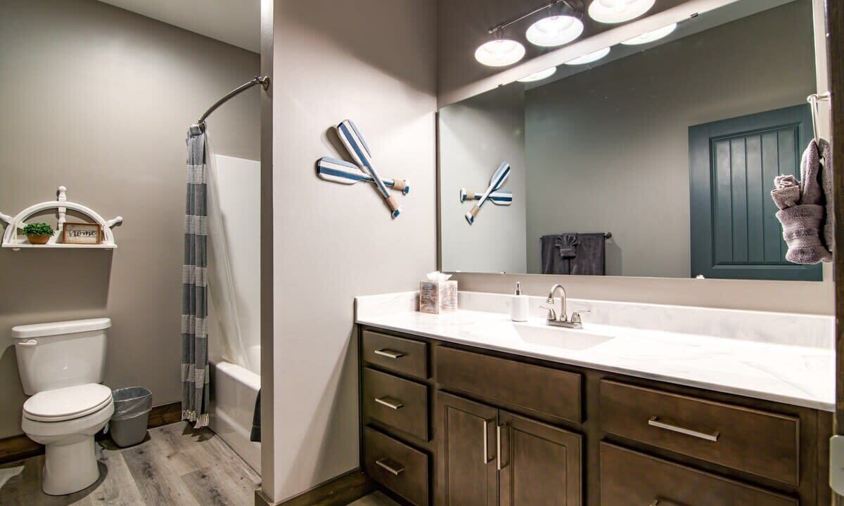 Photo of Bathroom in Table Rock