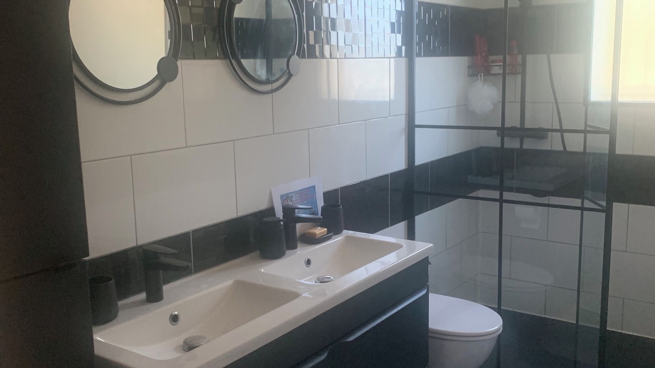 Photo of Bathroom in Saint-Genies-de-Fontedit