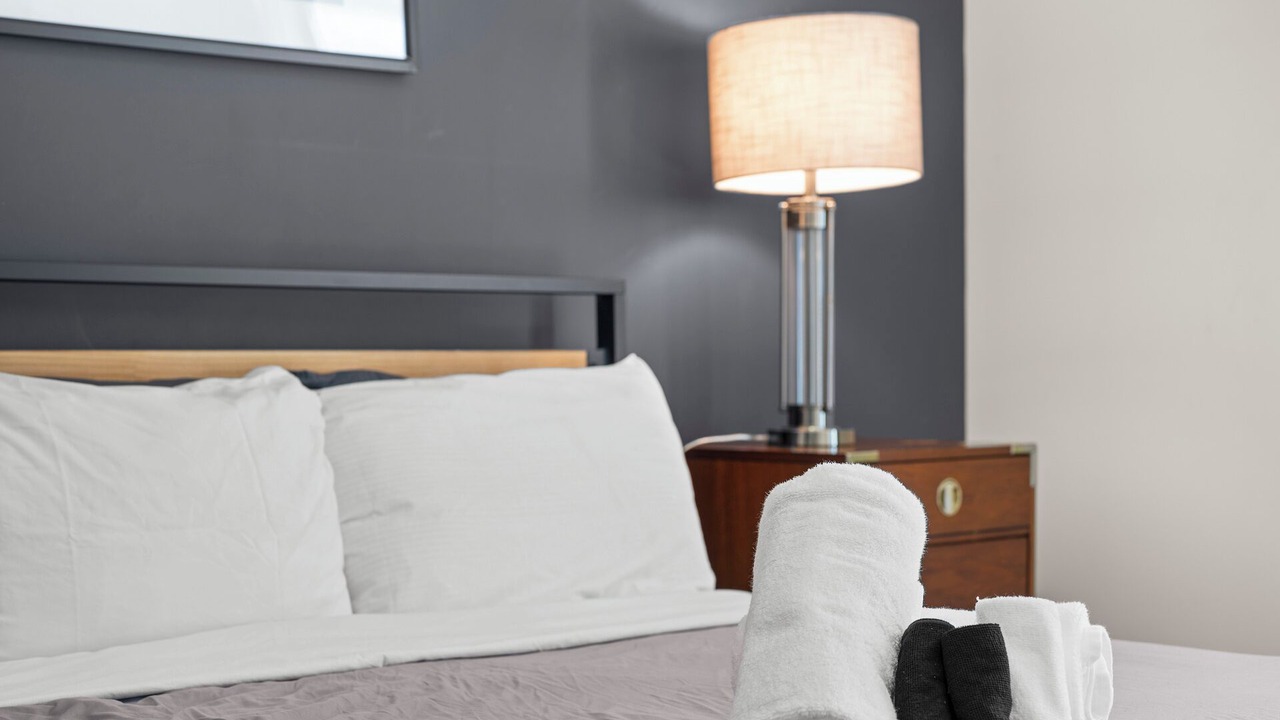 Photo of Bedroom in Theatre District