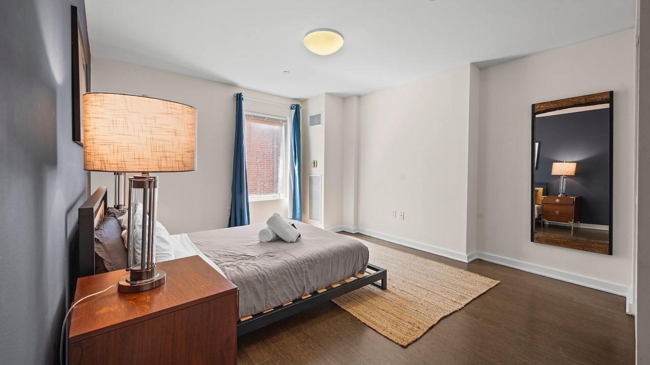 Photo of Bedroom in Theatre District