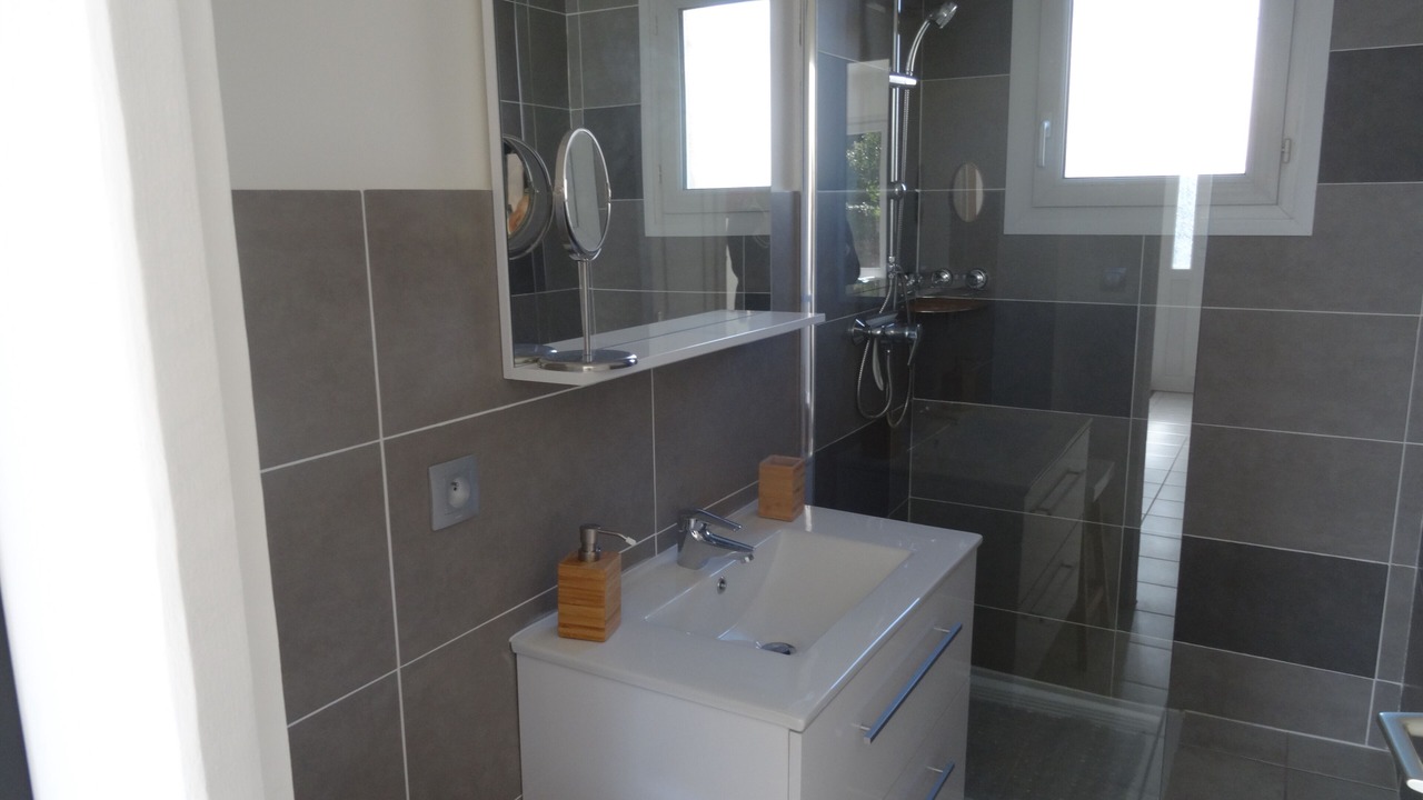 Photo of Bathroom in Chavanay